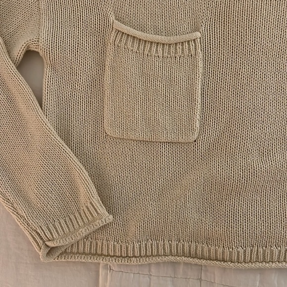 Urban Outfitters pocket sweater - Picture 3 of 6